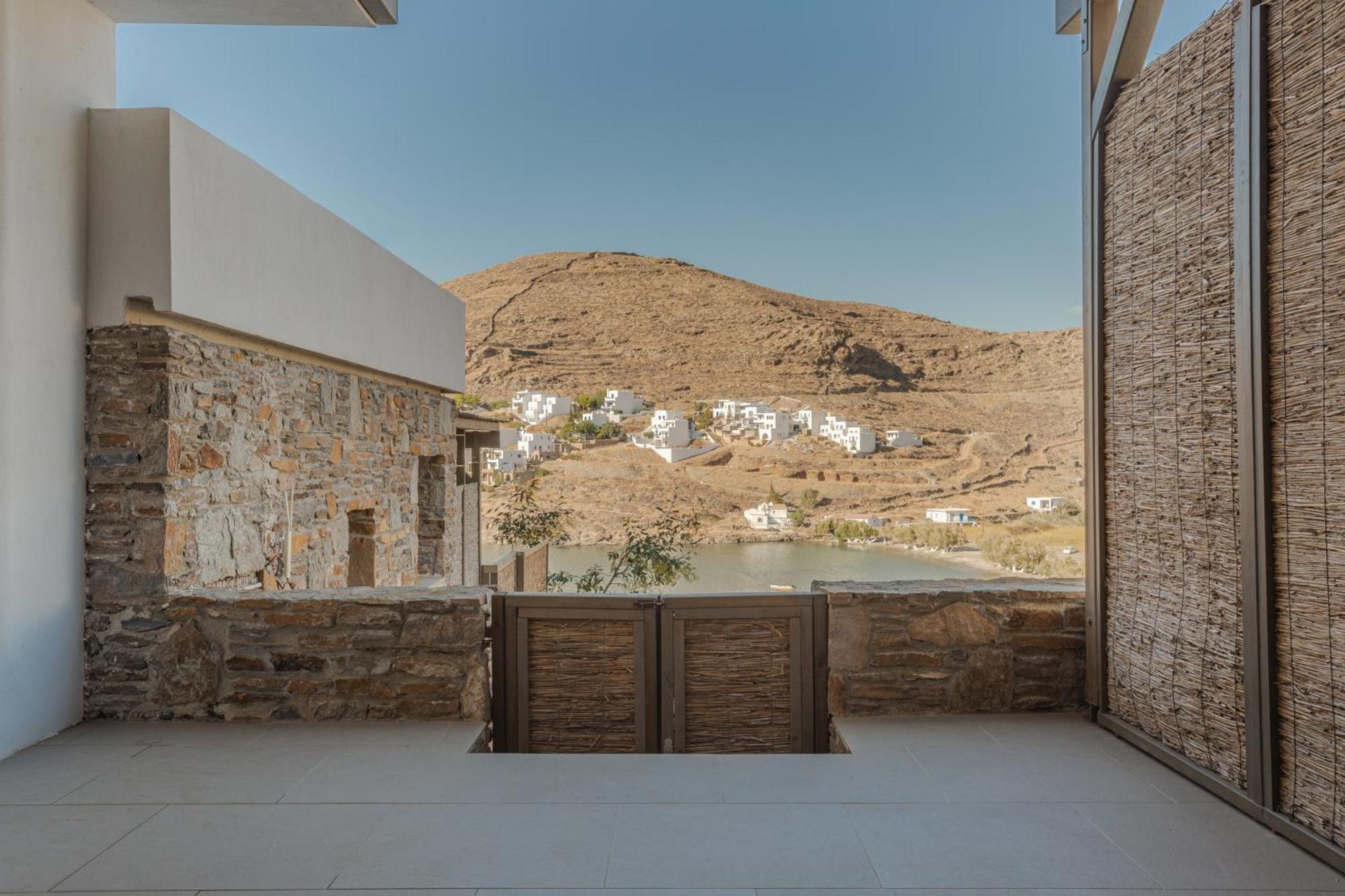 Amal Kythnos Suites Exterior foto